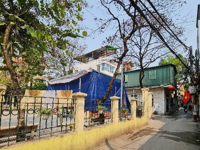 Tây Hồ- Đầu tư- Ngõ thông 7 chỗ vào nhà- 63m sổ đỏ vuông- 5.6 tỷ 2