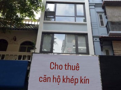 Cho thuê căn hộ mini cao cấp 2PN  khép kín mặt phố Yên Phụ, view hồ Tây, Hà Nội 1