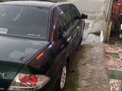 Chính chủ bán xe MITSUBISHI LANCER sản xuất năm 2004 số tự động 4