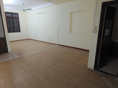 Cho thuê nhà kinh doanh tốt ở lạc trung, hai bà trưng. 39tr 2