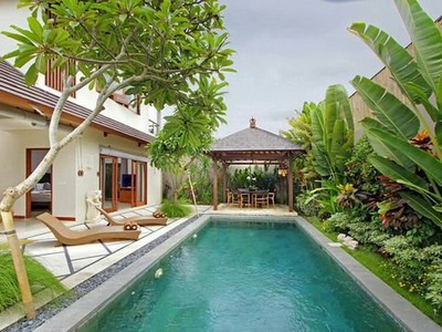Thiết kế sân vườn có bể bơi đẹp ở Đồng Nai, TPHCM 0