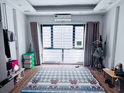 Nhà thạch bàn 33m2, 5 tầng, ô tô đỗ cổng , 3 phòng ngủ khép kín chỉ 3,75 tỷ 2