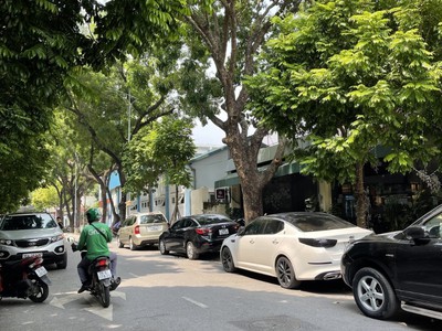 Bán nhà đẹp phố trần duy hưng - ô tô tránh kinh doanh đỉnh. vị trí vàng. 54m2x8tầng. giá 20tỷ hơn 0