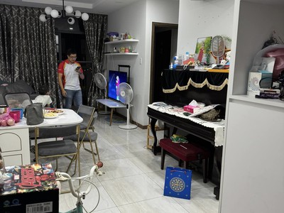 Chính Chủ Bán căn hộ Căn Hộ Full Nội Thất Him Lam Phú An  69m2, 2PN,2WC  Giá 2.7 Tỷ, Lầu Cao, Hồ Bơi 2
