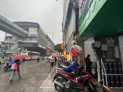 Siêu phẩm mặt phố nguyễn trãi thanh xuân 120 m nhà cũ bán đất vỉa hè 5 m kinh doanh  23 tỷ 0