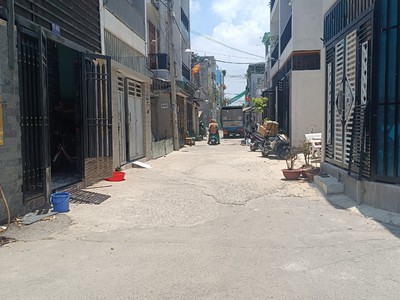 Bán lô đất vuông vức 60m2 ngay chợ bình chiểu sổ hồng chính chủ 3