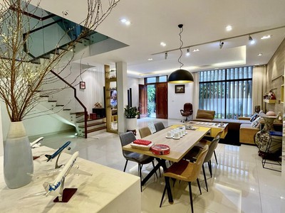 Bán sim vip tứ 6 Viettel đẹp. 1064