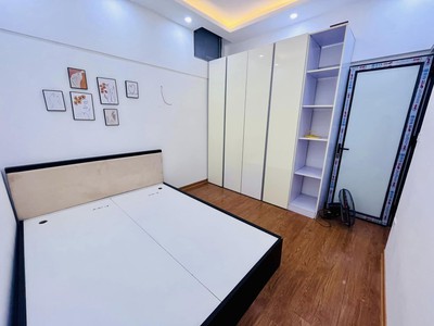 Cần bán căn hộ nhà  b  lý văn phúc 30/80m t5 6 2.83 tỷ đống đa 2