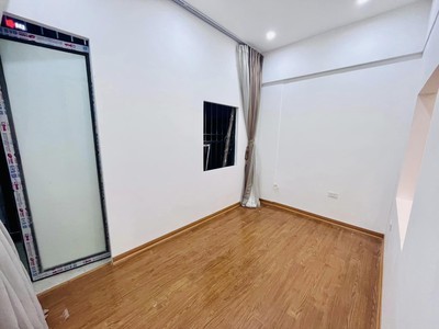 Cần bán căn hộ nhà  b  lý văn phúc 30/80m t5 6 2.83 tỷ đống đa 3