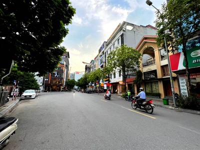 Bán sim vip tứ 6 Viettel đẹp. 3895