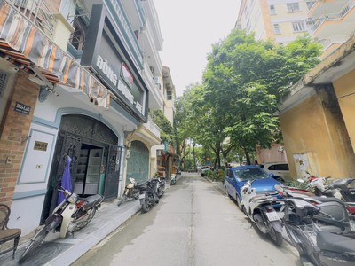 Bán sim vip tứ 6 Viettel đẹp. 1651
