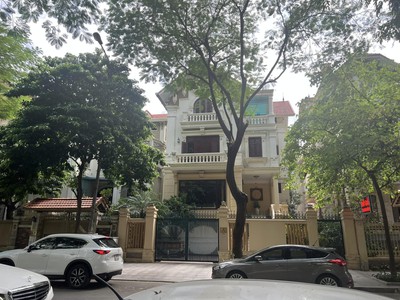 Bán sim vip tứ 6 Viettel đẹp. 2348