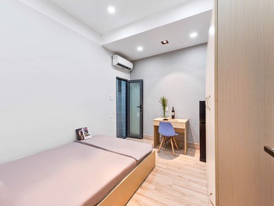 Cho thuê căn hộ full nội thất có cửa sổ thoáng mát ngay tại Nguyễn Trọng Tuyển Phú Nhuận 7