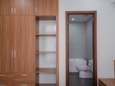 Cho thuê căn hộ tầng 5 Vinhomes Marina, 2 p.ngủ, DT: 75m2. 8