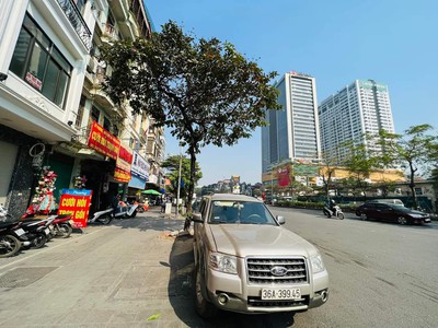 Bán sim vip tứ 6 Viettel đẹp. 3703