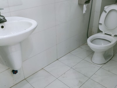 Chính chủ cho thuê sàn văn phòng hoặc làm cửa hàng kinh doanh, giá 8.5 triệu/ tháng 2