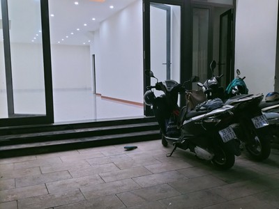 Chính chủ cho thuê sàn văn phòng hoặc làm cửa hàng kinh doanh, giá 8.5 triệu/ tháng 1