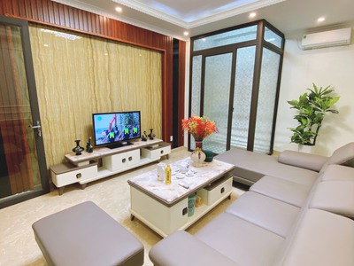 Cần bán nhà Mặt Đường Lực Hành , Đằng Lâm , Hải An. Gara ô tô trong nhà . 2