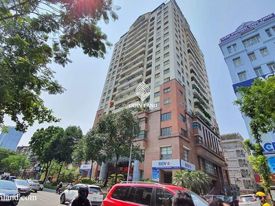 Hiếmbán căn hộ lô góc cc 27 huỳnh thúc kháng 107m 3pn, siêu tiện ích, 6.7 tỷ 3