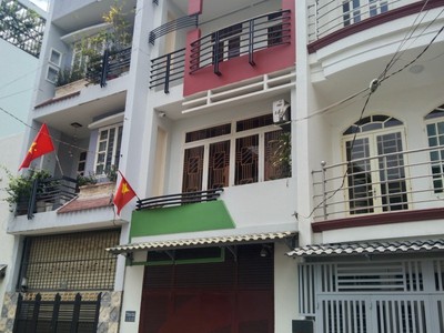 Bán sim vip tứ 6 Viettel đẹp. 4747
