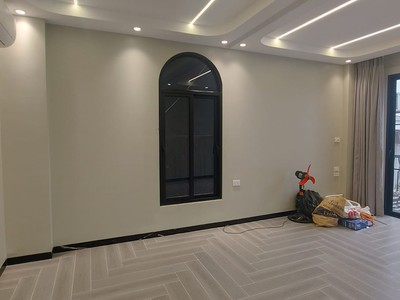Lý Nam Đế 7 Tầng Thang Máy Lô Góc 2 Mặt Tiền 70M2 -27 Tỷ - Ô TÔ Tránh Đỗ Quay Đầu 1