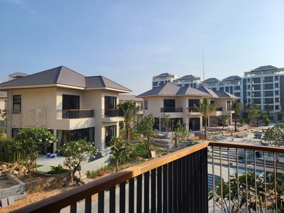 Chỉ 2 tỷ 6 có ngay shophouse biển Laurora Phú Yên tặng 12 cây vàng hỗ trợ khai thác 18 tháng 1,9ty 0