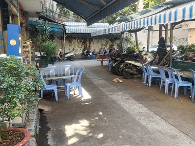 Bán tầng trệt C/C 207 đường Bùi Viện, P. Phạm Ngũ Lão, Quận 1 2