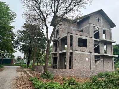 Chính chủ bán biệt thự xây thô gần hồ điều hòa tại khu ĐT Hà Phong. 3