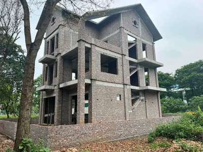 Chính chủ bán biệt thự xây thô gần hồ điều hòa tại khu ĐT Hà Phong. 4