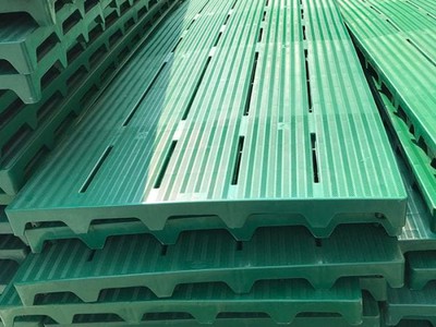 Pallet Nhựa và Sóng Nhựa 0