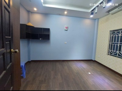 Cho thuê nhà,vp, kd, mặt phố, kẻ giàn, 35m2, 4t, 4n, đủ đồ, 10 triệu, xuân đỉnh. 2