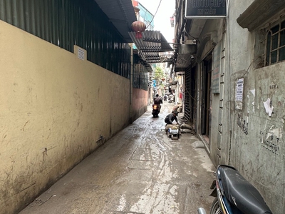 Hiếm   4 tầng   4 ngủ- đủ đồ ở ngay- nhà 241 yên xá-tân triều giá 4,3 tỷ 4