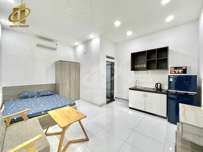 Cho thuê căn hộ full nội thất có ban công thoáng mát ngay tại Nguyễn Thị Huỳnh, Phú Nhuận 5