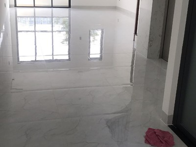 Chính chủ cần cho thuê nhanh: tầng trệt, lầu 1 và hầm  sài chung tại  quận 7, tp hcm. 2