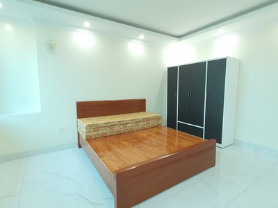Cho thuê nhà 6 phòng ngủ tại Vĩnh yên, Vĩnh Phúc. Giá 22 triệu/ thấng 0