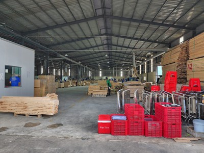 Cho thuê nhà xưởng khuôn viên 3.600 m2 tại CCN Tân Uyên, Bình Dương. 1