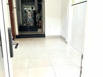 Chính chủ cần cho nữ thuê phòng trọ full nội thất gần ueh và huflit 0