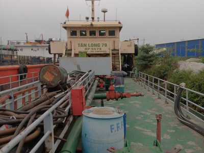 Bán Tàu chạy Biển SB tàu dầu 1