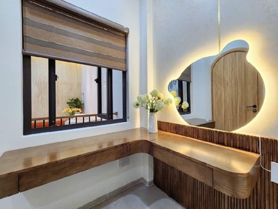 Bán nhà 3 tầng mặt tiền Lê Văn Sĩ còn rất mới 4