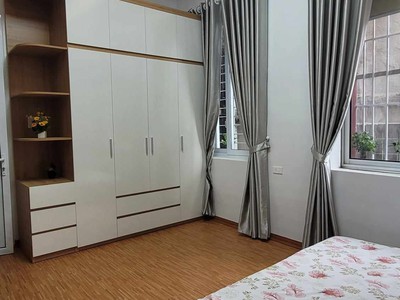 Cần bán nhà đống đa - chùa bộc - khu vực hiếm nhà bán - tập thể tầng 3 - gần phố - hơn 2 tỷ 2