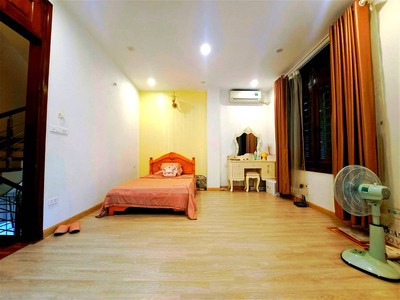 Bán sim vip tứ 6 Viettel đẹp. 9582