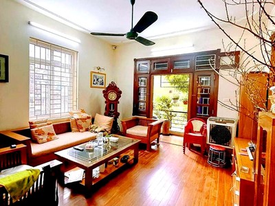 Bán sim vip tứ 6 Viettel đẹp. 8328