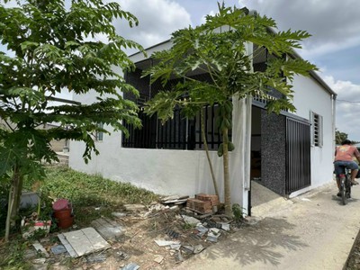 Nhà xã mỹ lộc - nhà cấp 4 có 2 phòng ngủ - 90m2 đất thổ 0