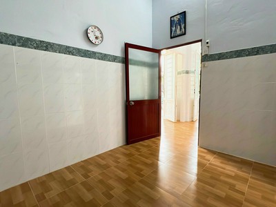 Nhà xã mỹ lộc - nhà cấp 4 có 2 phòng ngủ - 90m2 đất thổ 4