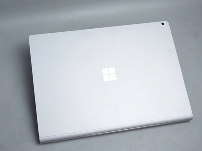 Surface Book 2   SSD 256GB   core i7   RAM 16GB   15 inches GTX 1060 6GB 3