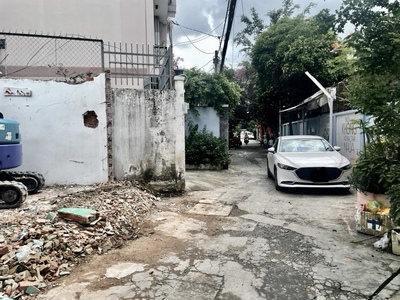 P.12, bình thạnh - hẻm xe tải thông - gần 70m2  4 X 17   đất - giá hơn 6 tỷ. 0