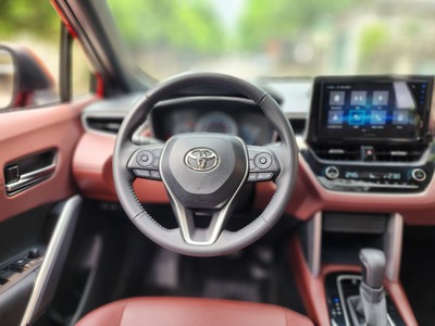 Bán Xe Corolla Cross 1.8v - 2023 - Giá 835 Triệu . 4