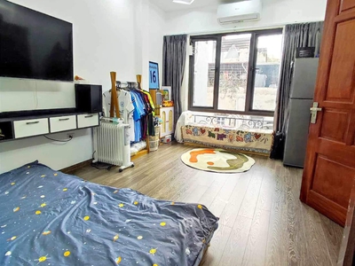 37M2 5 tầng mới đẹp gần phố Ngõ thông TT HBT Kim Ngưu Chỉ hơn 5 tỷ. 7