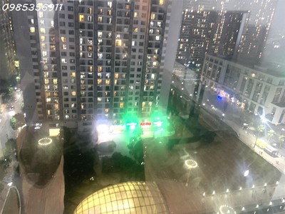 Gia đình cần bán căn á hậu t05, căn hộ view thoáng 2