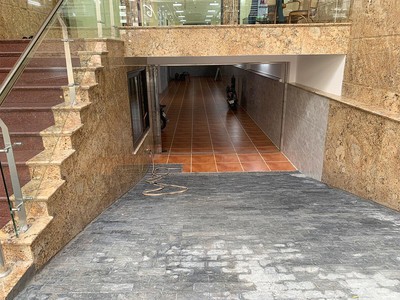 Bán gấp tòa nhà vp 9 tầng xây mới mặt phố bạch mai.dt 281m2, nở hậu.giá 140 tỷ 1